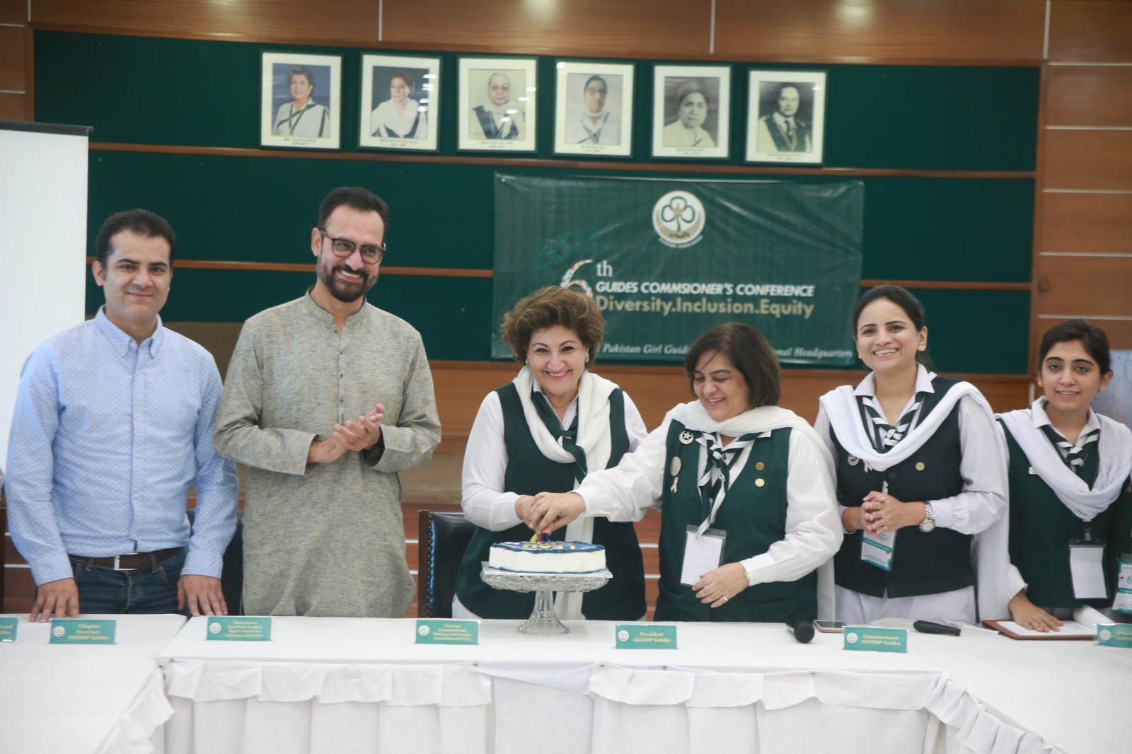 Dr. Hina Velji